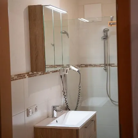 아파트 Rindis Platzl Apartmenthaus