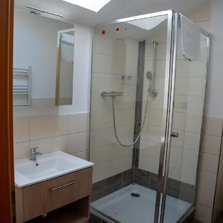 شقة Rindis Platzl Apartmenthaus *