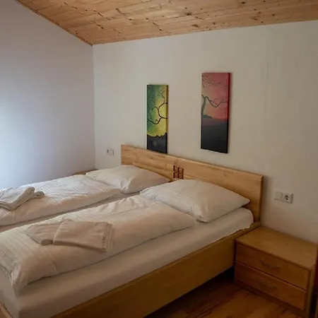 Rindis Platzl Apartmenthaus 슈라드밍