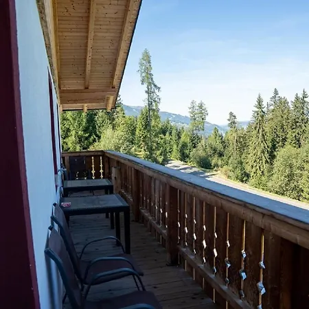 Апартаменты Rindis Platzl Apartmenthaus Шладминг